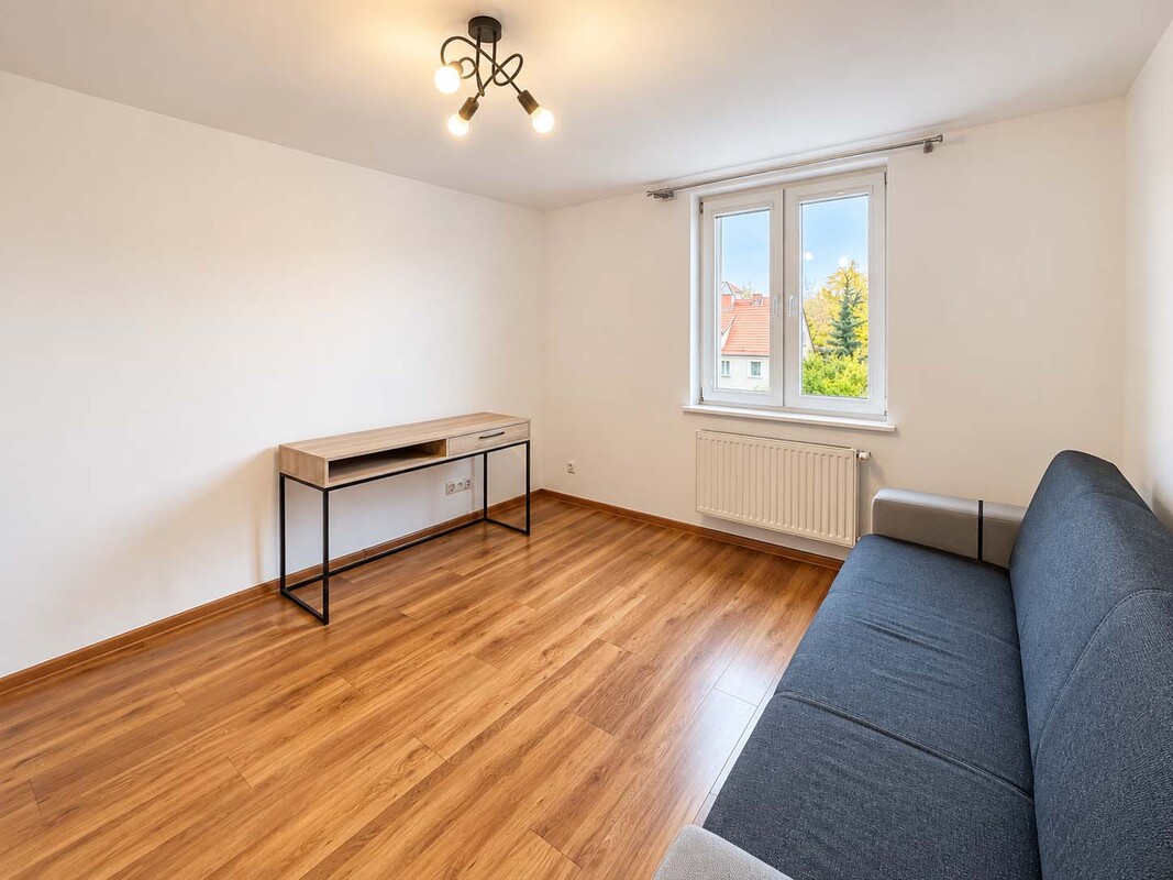 Elbląg DE FACTO NIERUCHOMOŚCI TWÓJ ZAUFANY PARTNER! MIESZKANIE NA UL. BRZESKIEJ W ELBLĄGU 44 M2 - 2 POKOJE, ODDZIELNA