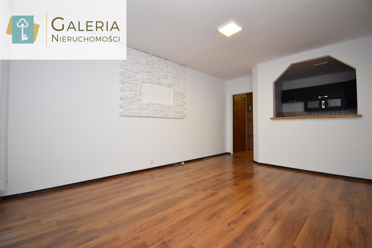 Elbląg GALERIA NIERUCHOMOŚCIZ pasji i miłości do nieruchomościNa sprzedaż: 2 pokojowe mieszkanie na parterze z