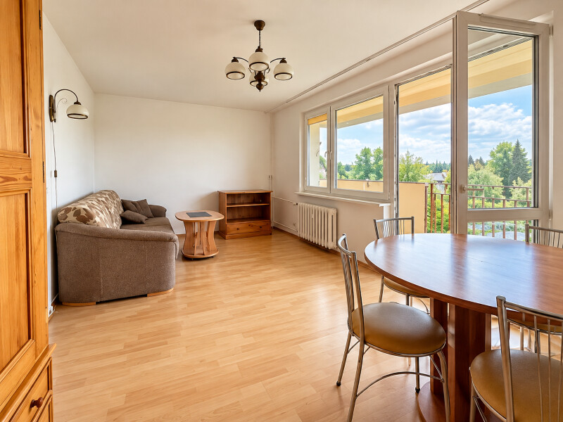Elbląg Sprzedam mieszkanie 2 pokoje + osobno kuchnia, duży balkon, zielona spokojna okolica, świetna lokalizacja