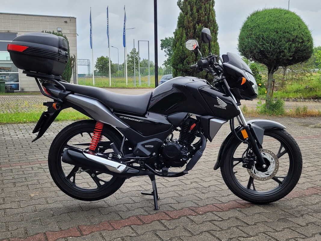 Elbląg 🏍️ Sprzedam HONDA CB125F 2022 🚦Marka: HONDAModel: CB125FRok produkcji: 2022