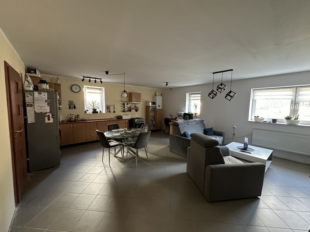 Elbląg BIURO NIERUCHOMOŚCISZULC& SZULCElbląg, ul. Kartuska 10Rodzaj nieruchomości: część bliźniaka