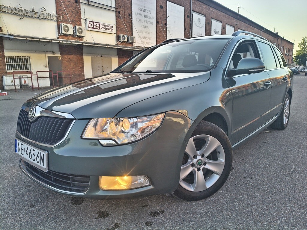 Elbląg SKODA SUPERB Silnik : 2.0 140KM Wersja : EXCLUSIVE