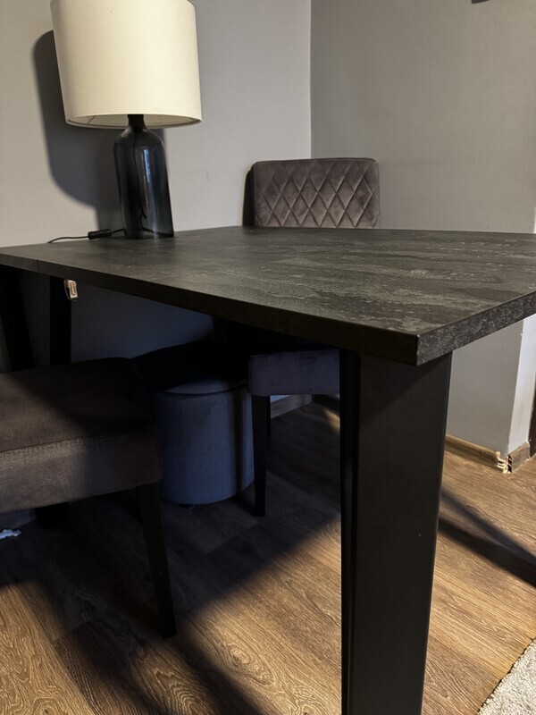 Elbląg Stół ADEO (Agata Meble) - kwadratowy rozkładany