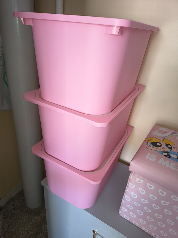 Elbląg 3 pudła plastikowe Ikea na zabawki kolor różowy z przezroczysto matową klapą ( komplet)