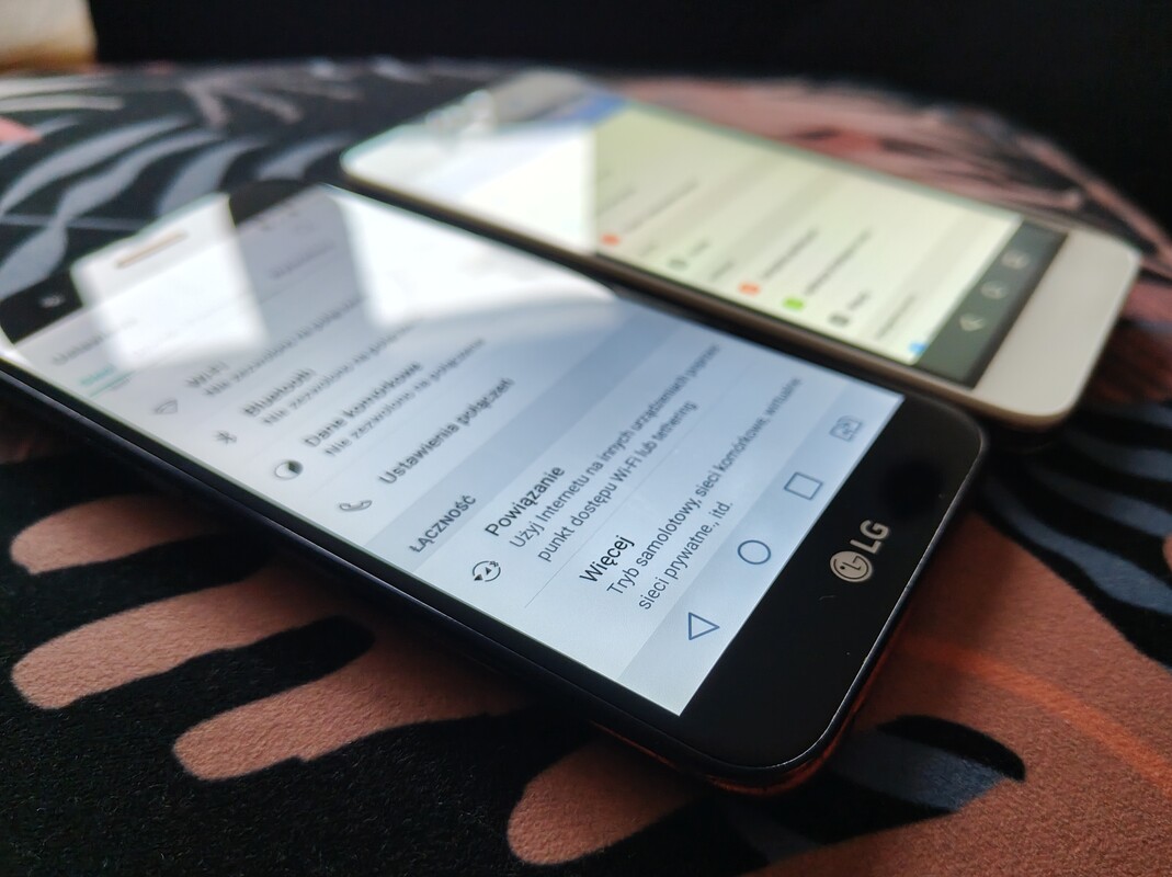Elbląg Sprzedam dwa zadbane telefony.
LG K10 2017 DS z pudełkiem i słuchawkami
Huawei Y6
Oba sprawne, zadbane, w