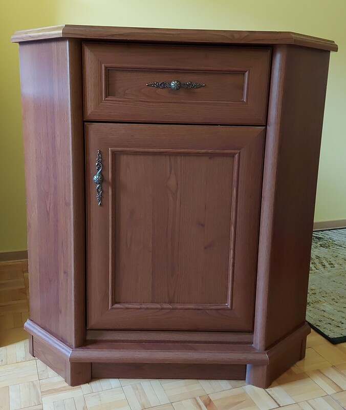 Elbląg Sprzedam szafkę narozną BRW EKOM 1dsn z zestawu segmentowego KENT
stan dobry
Odbiór osobisty
Zapraszam