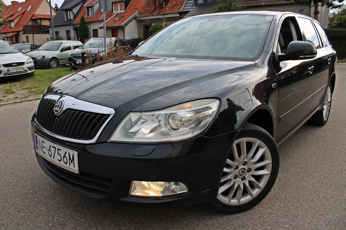 Elbląg SKODA OCTAVIA 2 LIFTSilnik : 2.0 TDi 140KMPełna wersja LAURIN & KLEMENT
