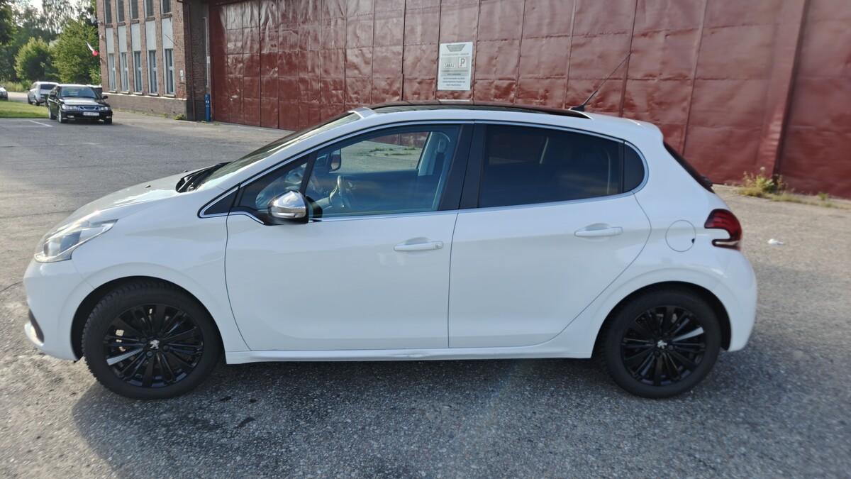 Elbląg Peugeot 208 Allure | 2017 | 110 KM | 90 900 km