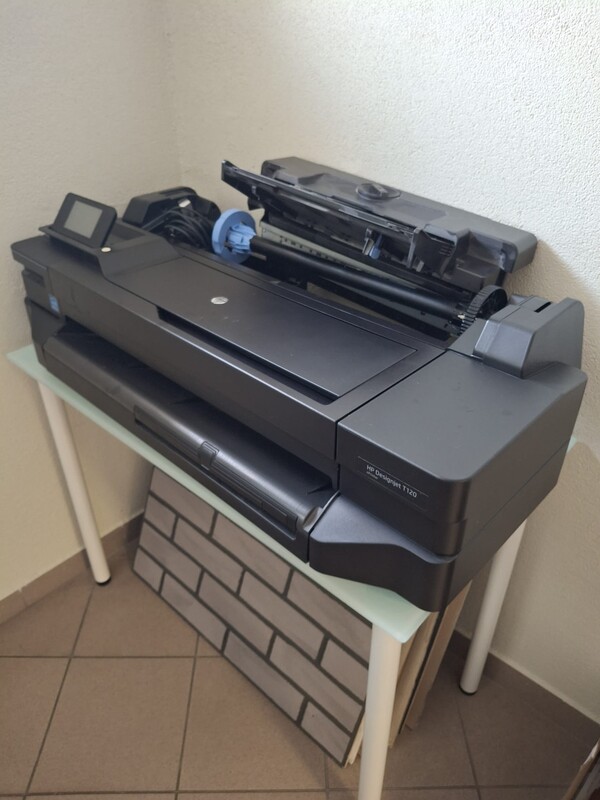 Elbląg Sprzedam używany ploter HP Designjet T120 (610mm) uszkodzony. Być może problem z głowicą drukujacą. Opis błędu