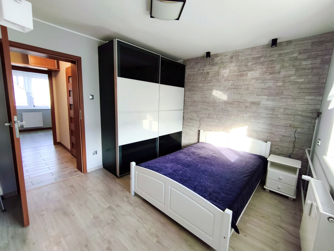 Elbląg Przestronne, umeblowane mieszkanie 3-pokojowe – 63 m², duży balkon i piwnica | Elbląg