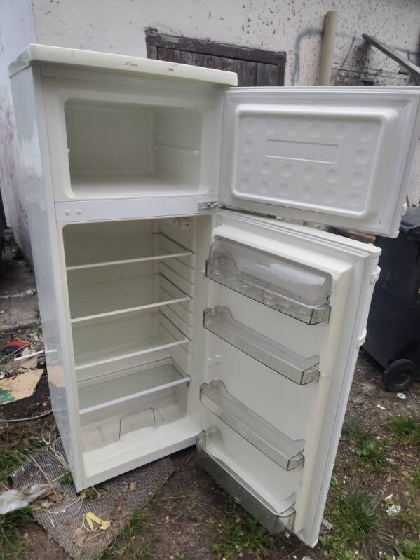 Elbląg Sprzedam lodówkę Mastercook. Stan bardzo dobry. .Klasa energetyczna A+. Możliwość transportu i wniesienia. ..
