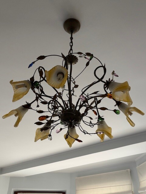 Elbląg Sprzedam dwie piękne duże wiszące lampy w komplecie z kinkietami ściennymi w kolorze słonecznym. W komplecie