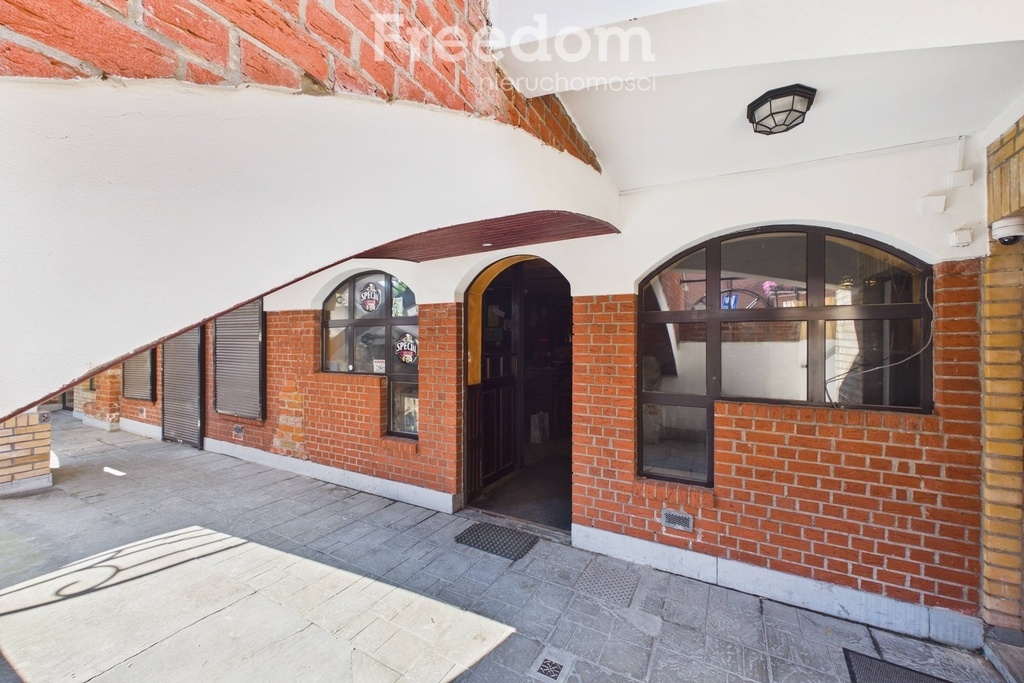 Elbląg FREEDOM NIERUCHOMOŚCIWynajmę lokal użytkowy - Elbląg. Do wynajęcia lokal użytkowy o powierzchni 63 m²,