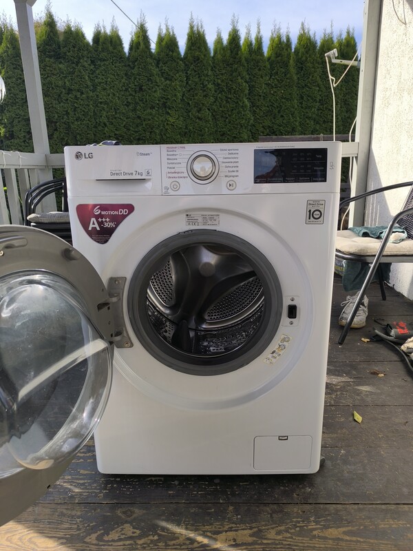 Elbląg Sprzedam pralkę automatyczną LG sprawna wszystkie programy działają bez zarzutów wsad 7kg. delikatnie kapie