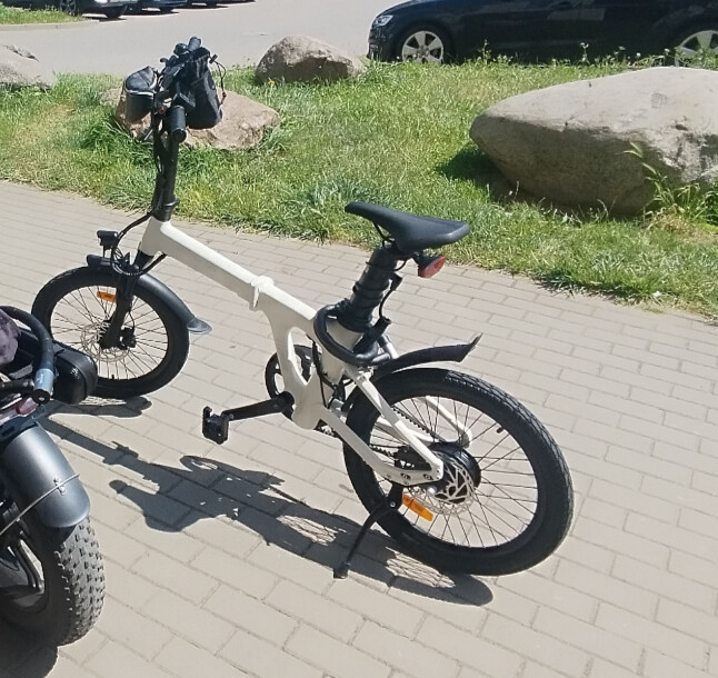 Elbląg Rower elektryczny. Koła 20 cali. Bardzo lekki 17 kg. Bateria Samsung. Zasięg 100 km. Doskonały do przewozu w