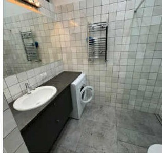 Elbląg Sprzedam meble kuchenne i szafkę łazienkową.
Meble są zdemontowane, gotowe do zabrania.
W cenę mebli wchodzi