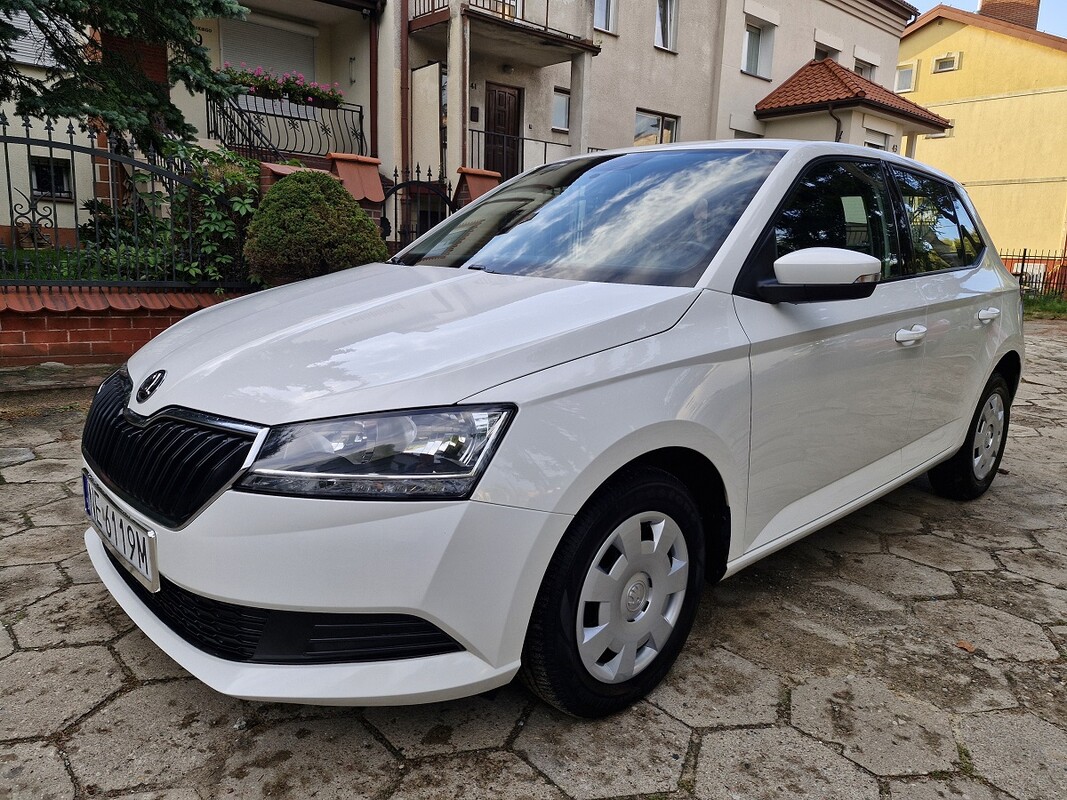 Elbląg Skoda Fabia1.0 BenzynaModel 2019Klimatyzacja162 tys kmKupiona w Polskim Salonie