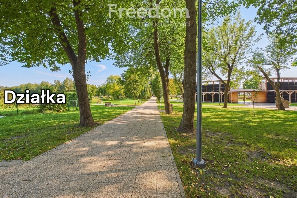 Elbląg FREEDOM NIERUCHOMOŚCISprzedam działkę - Frombork. Na sprzedaż atrakcyjnie położona działka budowlana o łącznej