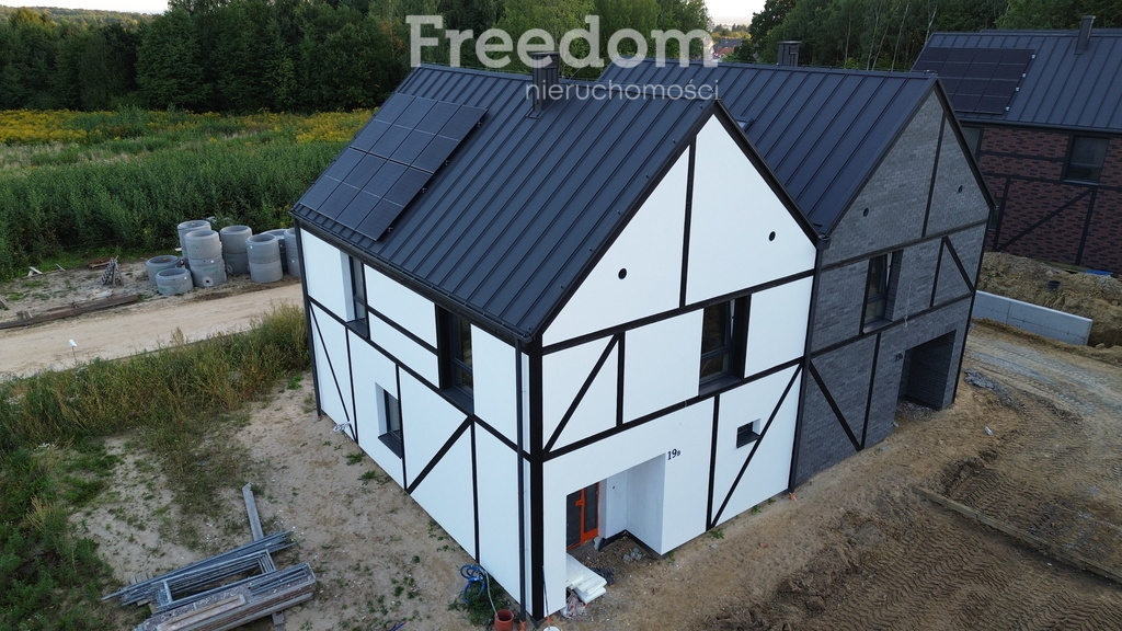 Elbląg FREEDOM NIERUCHOMOŚCISprzedam dom - Elbląg, Druskiennicka. Nowoczesny dom w zabudowie bliźniaczej – Osiedle
