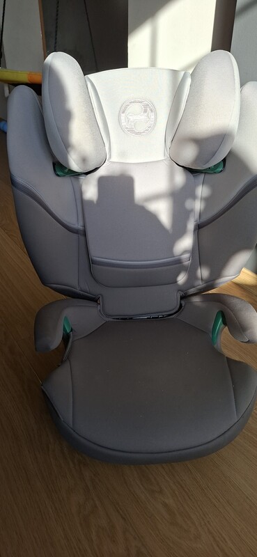 Elbląg Sprzedam fotelik samochodowy z isofix