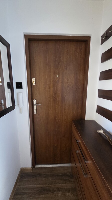 Elbląg Wynajmę kawalerkę 20m2 spokojnej osobie lub parze Ul. KochanowskiegoW pełni wyposażoneGotowe do wprowadzenia się