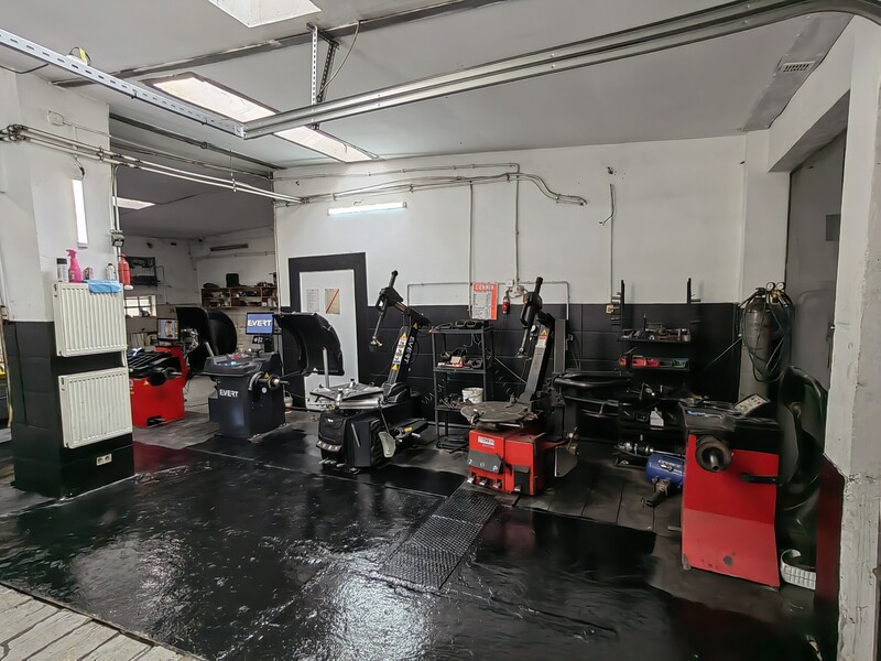 Elbląg SERWIS OPON WULKANIZACJA CZUPRYN SERWISElbląg pułkownika dąbka 215 (teren byłej fabryki domów)Wymiana