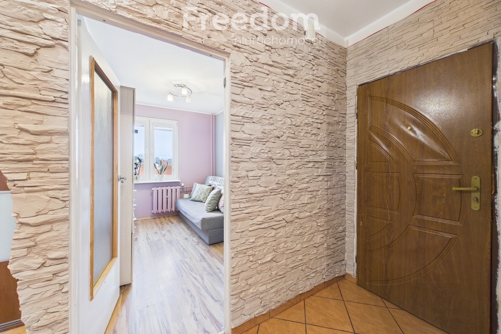 Elbląg FREEDOM NIERUCHOMOŚCISprzedam mieszkanie - Elbląg, Częstochowska. Mieszkanie położone w bardzo pożądanej i