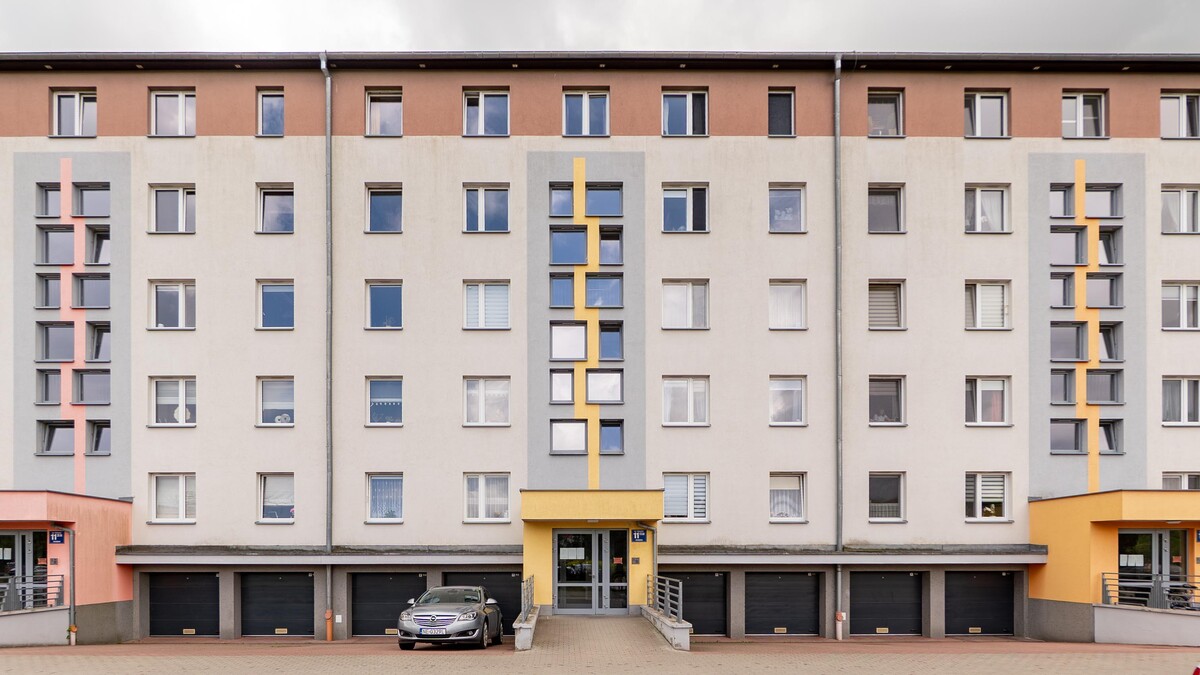 Elbląg TO MY SPRZEDAJEMYNIERUCHOMOŚCI W TYM MIEŚCIEBIURO NIERUCHOMOŚCIAMERICAN HOMEFOR SALE - 4 POKOJE -