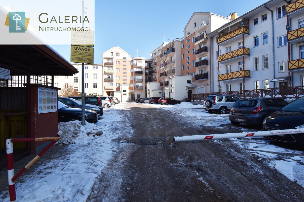 Elbląg GALERIA NIERUCHOMOŚCIZ pasji i miłości do nieruchomościNa sprzedaż: Trzy pokoje, balkon, świetna lokalizacja w
