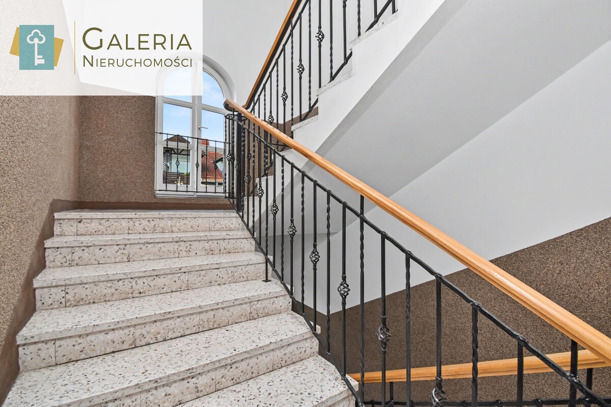 Elbląg GALERIA NIERUCHOMOŚCIZ pasji i miłości do nieruchomościNa sprzedaż: Dwa poziomy | 5 pokoi | 104m2ul.