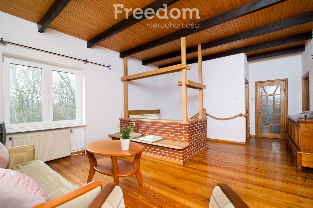 Elbląg FREEDOM NIERUCHOMOŚCISprzedam dom - Elbląg, Zofii Nałkowskiej. Atrakcyjny dom położony w malowniczej