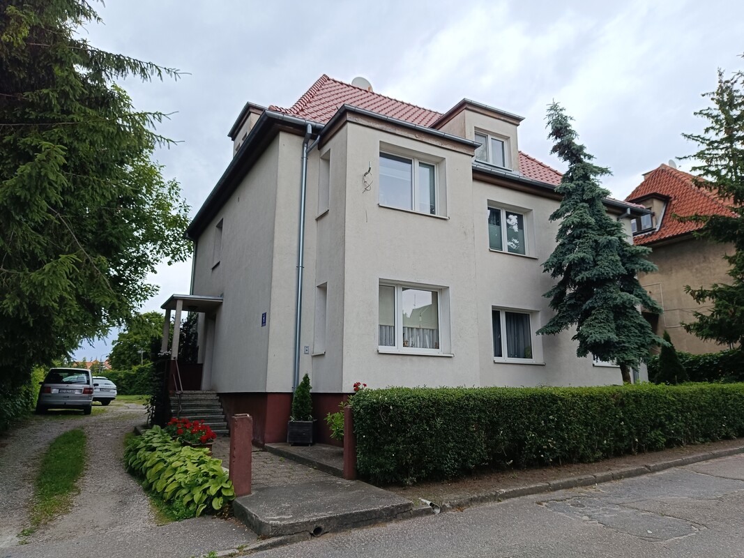 Elbląg Na sprzedaż 3-pokojowe mieszkanie, II piętro, ogródek, miejsca parkingowe. Cisza, zieleń i