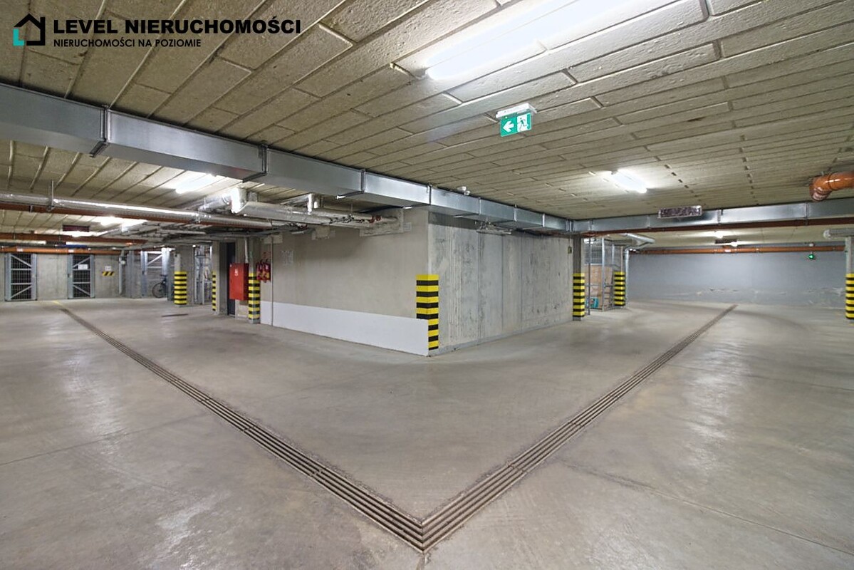 Elbląg LEVEL NIERUCHOMOŚCIDwupoziomowy apartament z tarasemul. Stary RynekNIERUCHOMOŚCI NA POZIOMIE