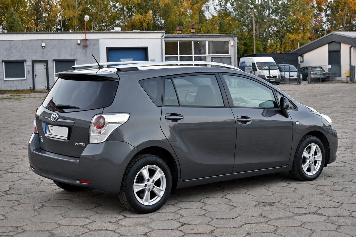Elbląg . TOYOTA VERSO II 2009 ROKWersja 7-osóbSkrzynia manualna 6 biegówSalon PolskaSilnik 2.0 na łańcuszku rozrząduAuto