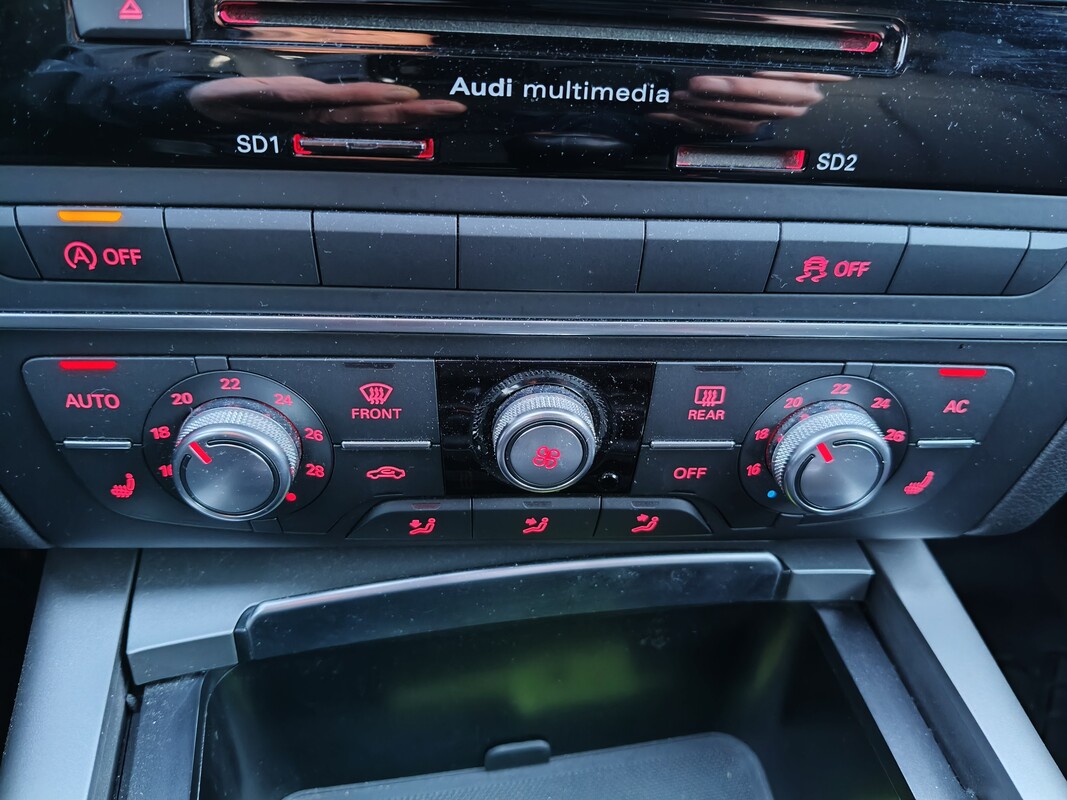 Elbląg Sprzedam bardzo zadbane w oryginalnym lakierze bezwypadkowe AUDI A6 C7 prywatnie 2,0 diesel skrzynia