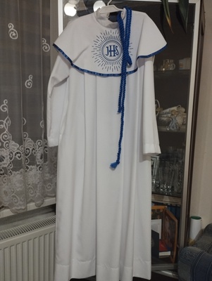 Elbląg Mam do sprzedania albę dla chłopca, na wzrost ok.135 cm, zapraszam