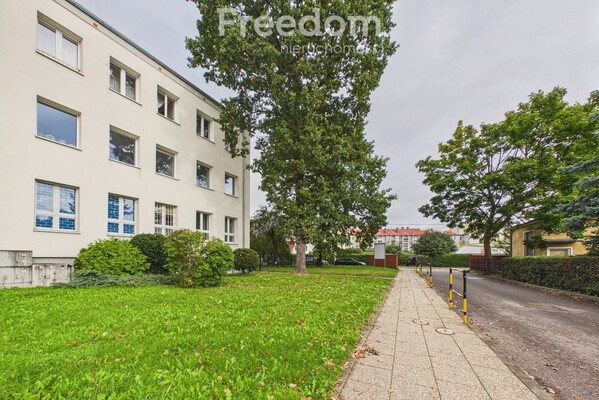 Elbląg FREEDOM NIERUCHOMOŚCISprzedam mieszkanie - Malbork, Jagiellońska. Mieszkanie trzypokojowe sytuowane na piętrze