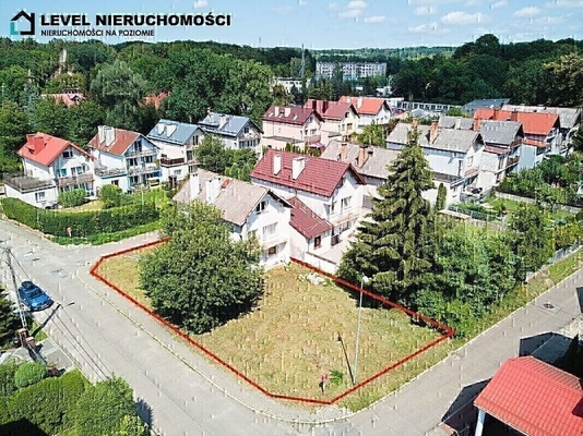 Elbląg LEVEL NIERUCHOMOŚCI&nbsp; &nbsp; Dom skrajny w mieście, ul. Warmińska, Elbląg&nbsp; &nbsp; NIERUCHOMOŚCI NA