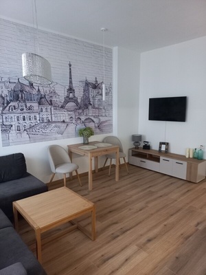 Elbląg Sprzedam przestronne 2-pokojowe mieszkanie, doskonała lokalizacja w centrum Elbląga. 