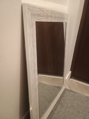 Elbląg Sprzedam lustro wys. 80cm szer. 65cm oraz fotel skórzany szezlong