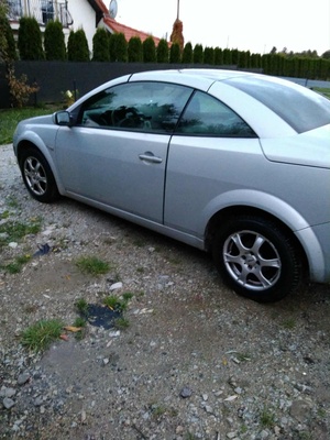 Elbląg Sprzedam Reno Megan Cabrio, wersja całoroczna sztywny dach, duży bagażnik, wymieniony rozrząd, rozrusznik. Jest