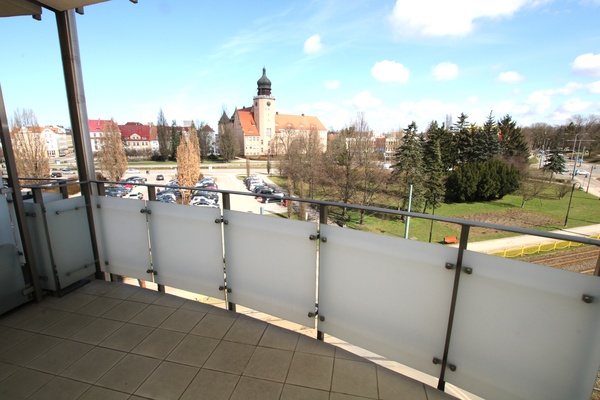 Elbląg NIERUCHOMOŚCI ANNA KRASZEWSKA&nbsp; Mieszkanie 2-pokojowe w ścisłym centrum miasta&nbsp; ul.1 Maja&nbsp; &nbsp; 