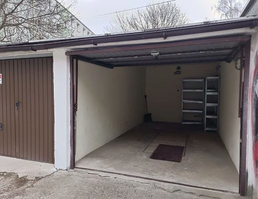 Elbląg Wynajmę garaż ul. Brzeska z prądem