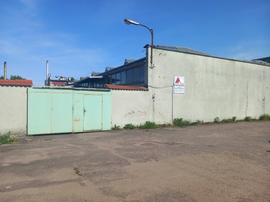 Elbląg Wydzierżawię halę o łącznej powierzchni 600 mkw. Obiekt jest bardzo dobrze skomunikowany z centrum miasta, b.