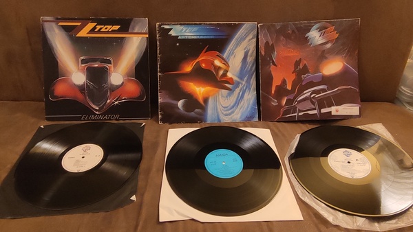 Elbląg Mam do sprzedania 3 płyty winylowe zespołu ZZ Top. Są to albumy Eliminator, Afterburner oraz trzeci album,