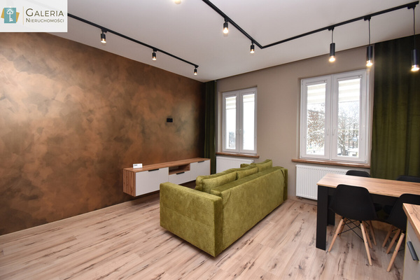 Elbląg GALERIA NIERUCHOMOŚCIZ pasji i miłości do nieruchomościNa sprzedaż: Klimatyczne mieszkanie - 2 pokoje przy