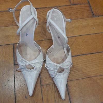 Elbląg Oddam pantofle rozm.38 za darmo.