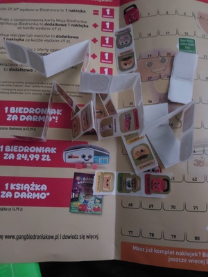 Elbląg Mam 49 naklejek z biedronki Gank biedroniaków do wymiany na kawę rozpuszczalną Nescafe Crema 200 lub 300 gram