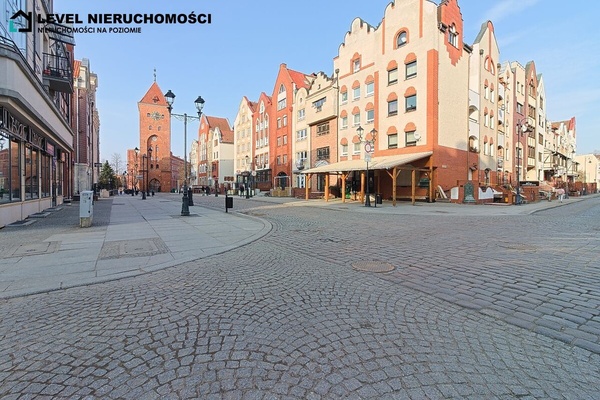 Elbląg LEVEL NIERUCHOMOŚCI&nbsp; Dwupoziomowe mieszkanie starówkaul. Stary Rynek&nbsp; NIERUCHOMOŚCI NA POZIOMIE&nbsp; 