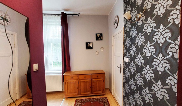 Elbląg BIURO NIERUCHOMOŚCISZULC& SZULCNA WYNAJEMMieszkanie - Elbląg ul. MarymonckaPowierzchnia: 46 m2Wynajmę